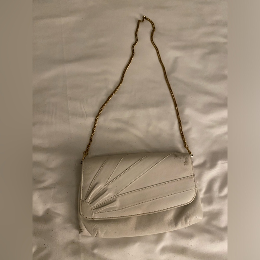 Vintage leather bag
